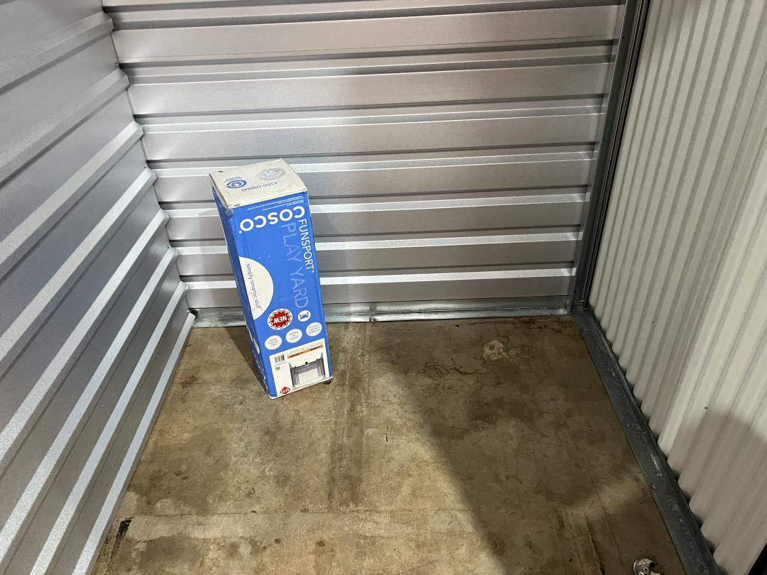 Storage Unit Auction in Hickory , NC at UHaul Moving & Storage of West